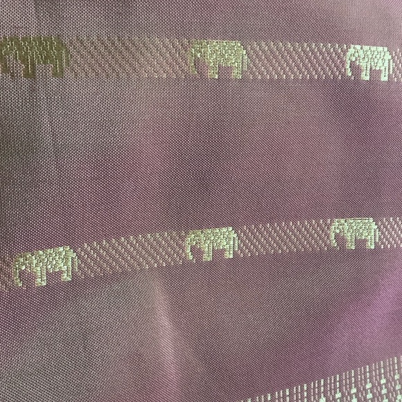 Blush Coral color Elephant Thai Silk pillow cover 16 in Square BRAND NEW!!! - Picture 5 of 10